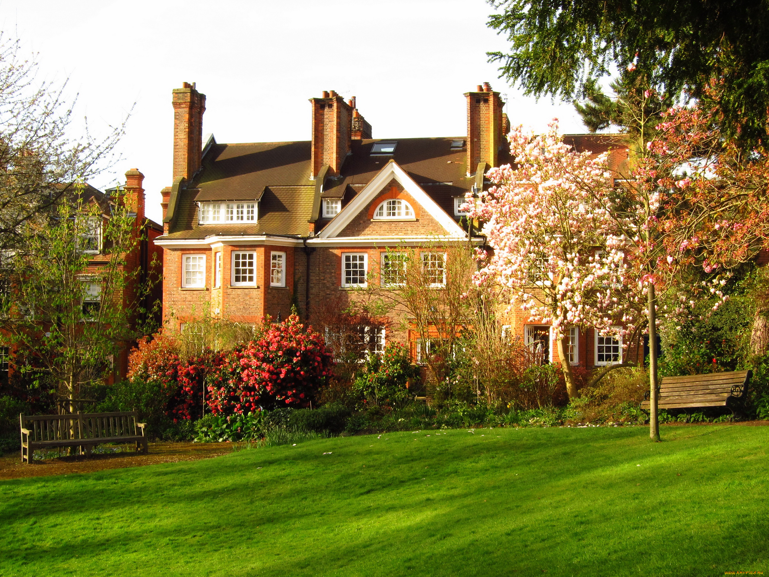 Обои Hampstead, London, England Города - Здания, дома, обои для рабочего  стола, фотографии hampstead, london, england, города, здания, дома,  деревья, цветы, трава Обои для рабочего стола, скачать обои картинки  заставки на рабочий